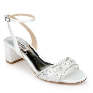 Badgley Mischka size 7.5 Taylin low heel glamour sandal